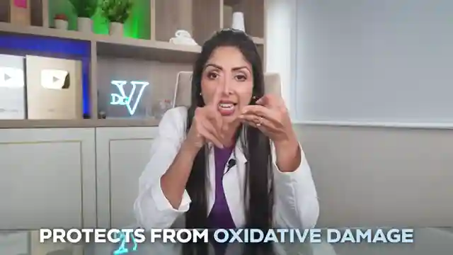 pregnancy-stretch-marks-prevention-and-solutions