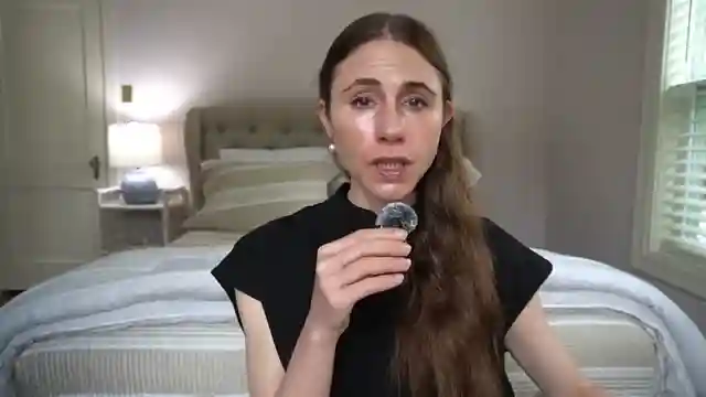 unveiling-the-vt-pdrn-essence-100-skincare-hype-vs-reality
