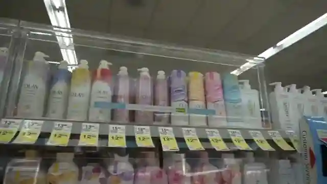dr-dray-reviews-merricks-sunscreen-drugstore-dupes-local-lore-patriotic-finds